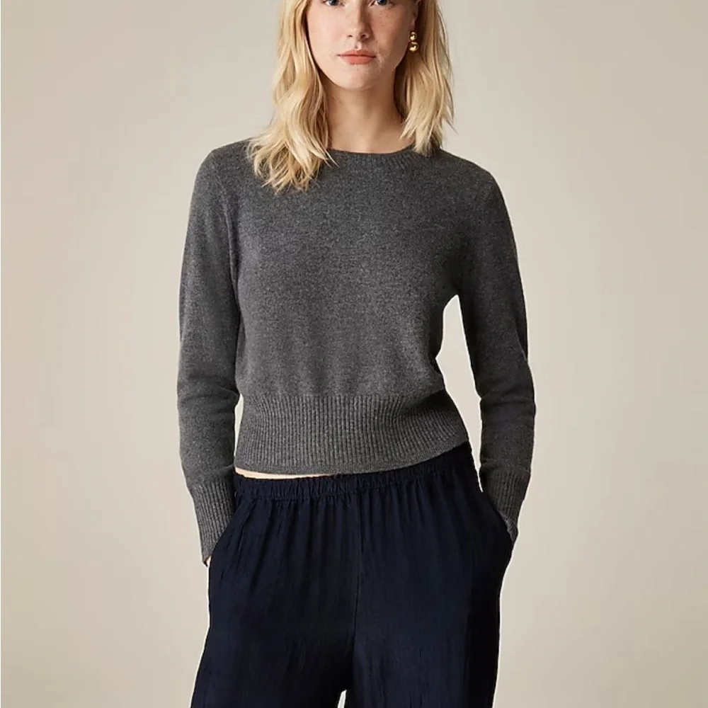 J. Crew Cashmere shrunken crewneck sweater Hthr Charcoal XS NWT